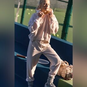 Free people Undefeated Set tofu